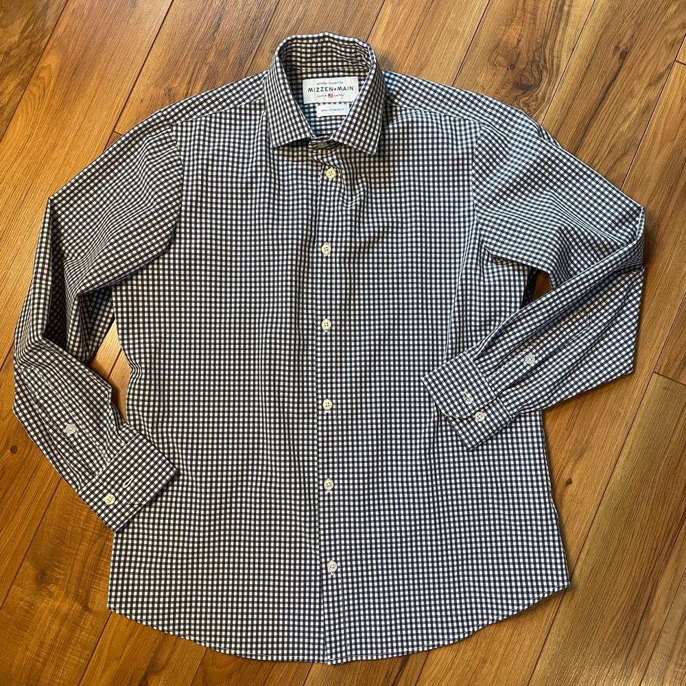 MIZZEN + MAIN button down shirt